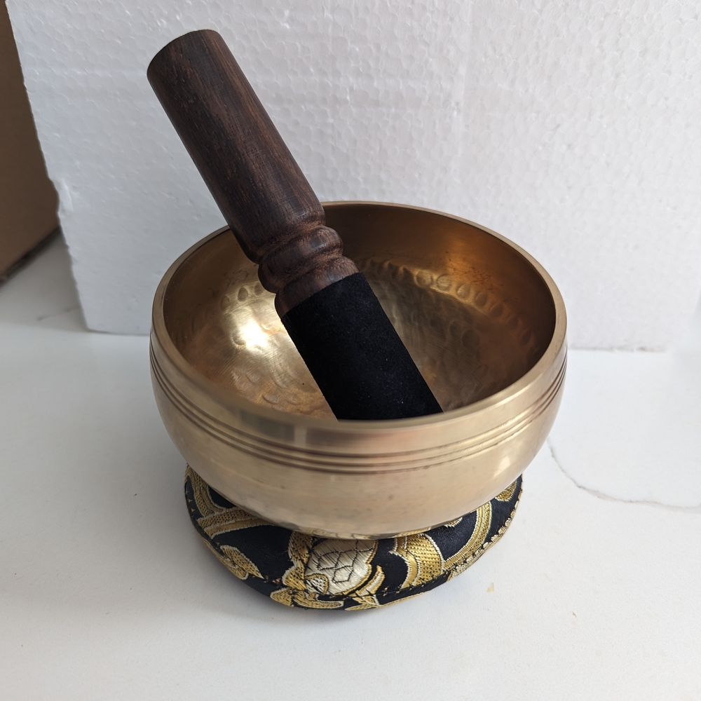 Brand New Tibetan 3pc Singing Bowl Set with black cushion